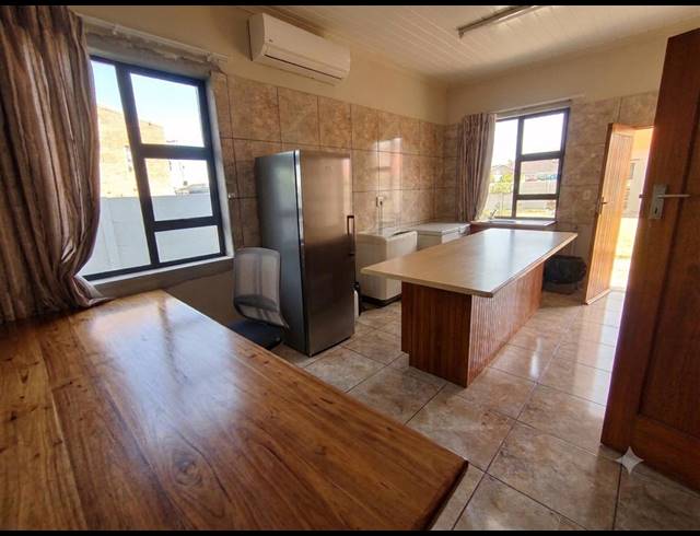 3 BEDROOM HOUSE FOR SALE IN SALDANHA CENTRAL